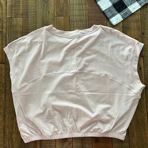 Lululemon short sleeve crop top